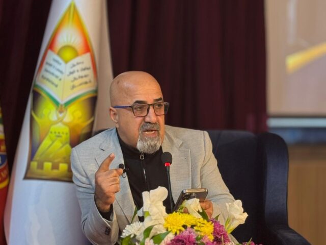 گفتوگۆیەک دەربارەی ئەزمونی ڕۆژنامەگەری و ئەدەبیی نوری بێخاڵی